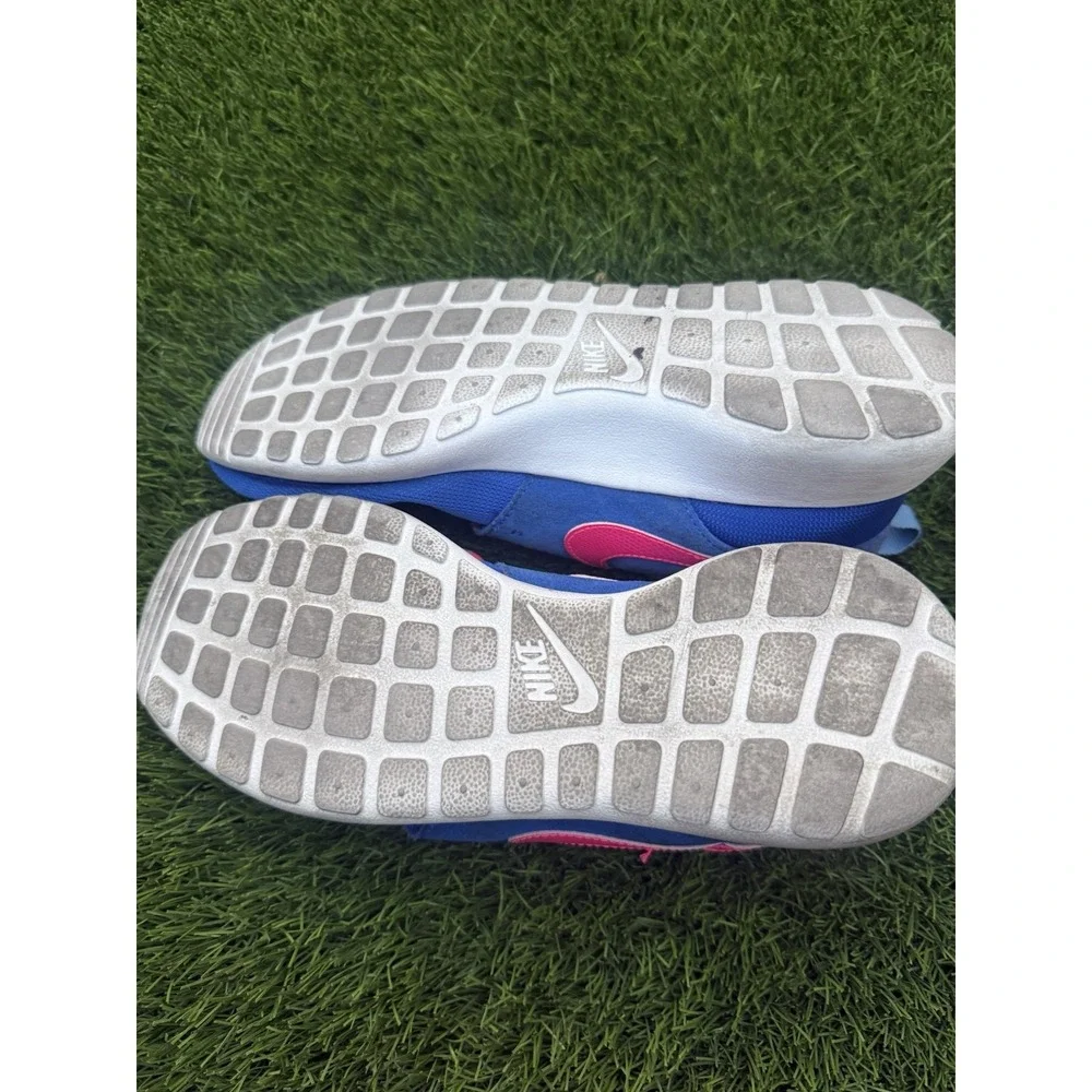 Nike Roshe One Running Shoes Youth Size 7Y Women